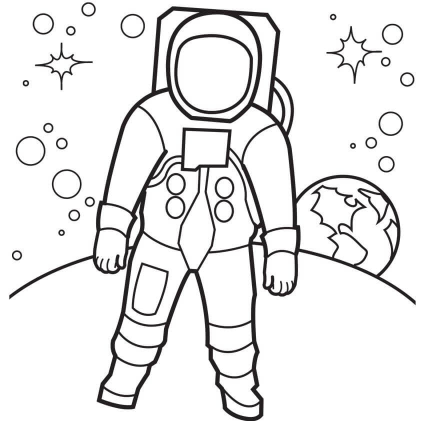Astronot Berdiri di Planet